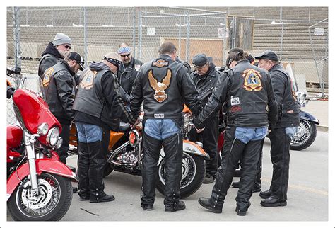 bikers praying members   christian motorcyclists asso flickr