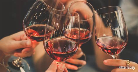 How To Host The Best Wine Night For You And Your Girlfriends Second