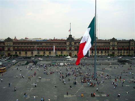 plaza de la constitucion ciudad de mexico wikiwand