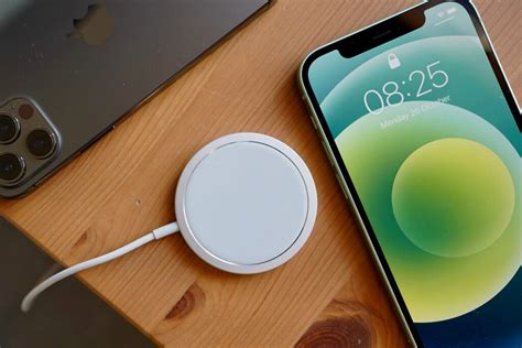 72 hours with MagSafe: How good is the wireless iPhone 12
