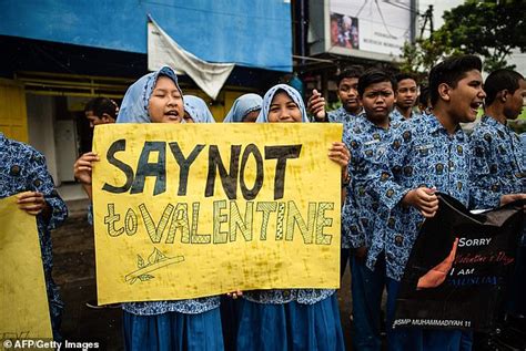 indonesian police carry out valentine s day raids to quash casual sex