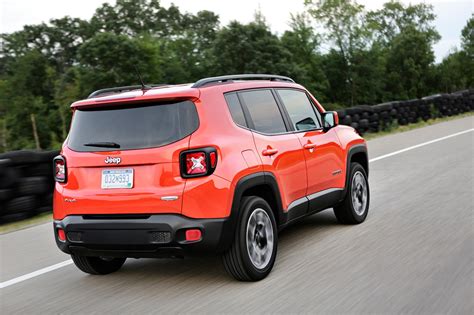 jeep renegade reviews research renegade prices specs motortrend
