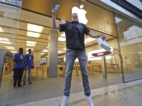 iphone  sales estimates business insider