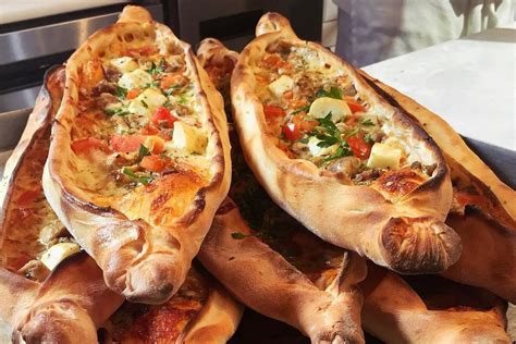 Taste The Most Iconic Dishes In Istanbul Turkey