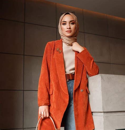 ide padu padan warna hijab  baju oranye  keren