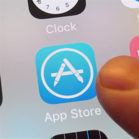 Japanese ‘chikan’ Perverts Use Apple’s Airdrop To Sexually Harass Women