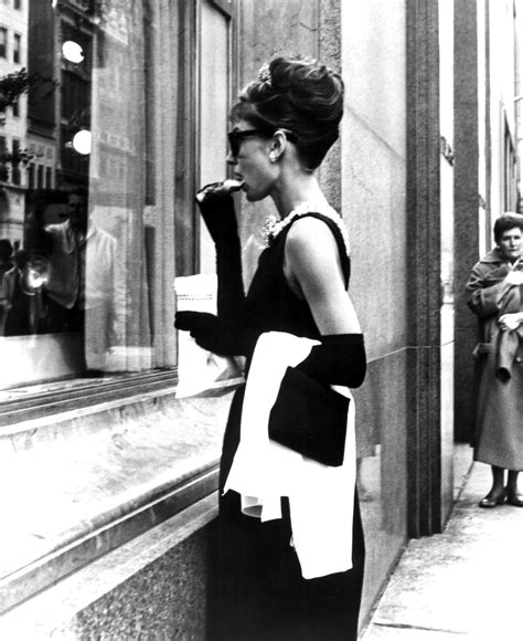 audrey hepburn breakfast at tiffany s 1961 starring