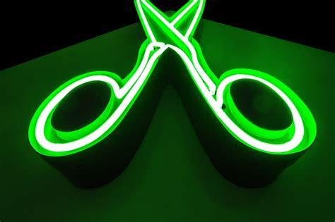 scissors kemp london bespoke neon signs prop hire