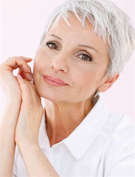 2018 short haircuts for older women over 60 25 useful hair