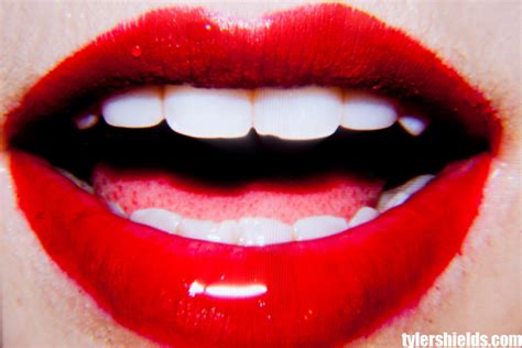 a glimpse at tyler shields mouthful photo exhibit fstoppers