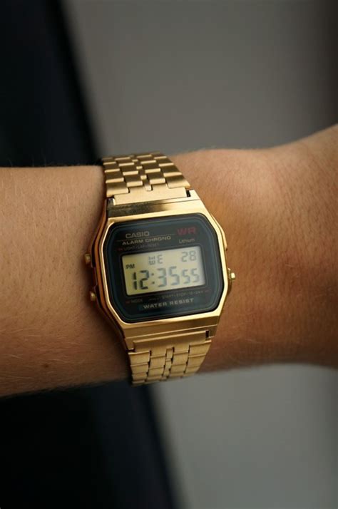 classic retro vintage style gold silver gold unisex digital metal lcd