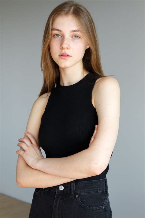 Model Nadya Grishko Inmodels
