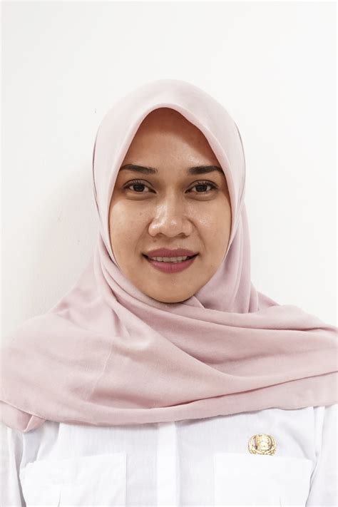 profil neneng wulansari se dprd kabupaten sumedang