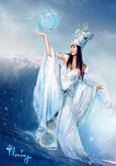 mai phuong thuy cosplay pictures