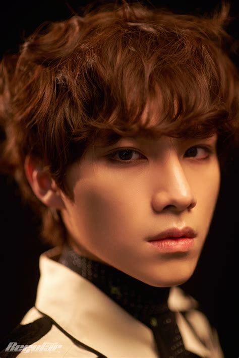 wayv rilis foto teaser individu menampilkan hendery