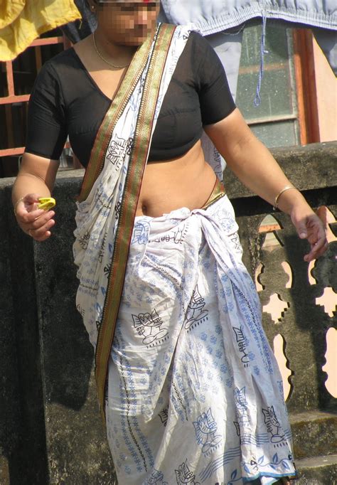 Exotic India Indian Kamwali Bai Hot Sexy Maid Server Real Life
