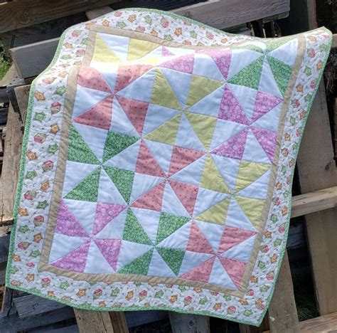 pinwheel baby quilt pattern etsy patrones de edredon de bebe