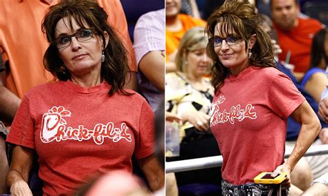 Who S That Chick Fil A Toned Sarah Palin Dons Fast Food T Shirt For