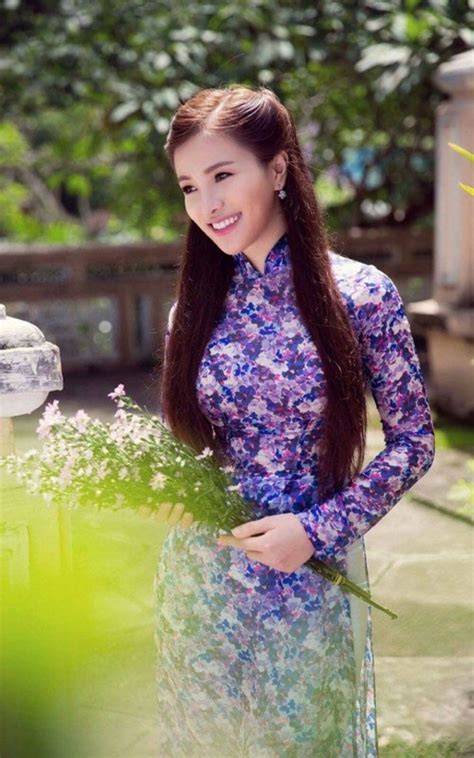 Vietnamese Long Dress アオザイ ビューティー