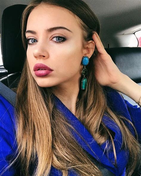 Xenia Tchoumitcheva How About A Berry Lip And Turquoise Earrings Don
