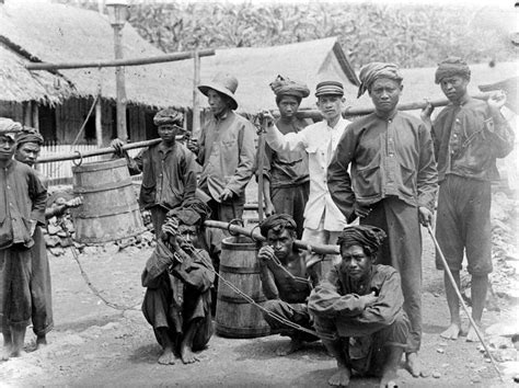 9 Foto Ini Membuktikan Penjajahan Di Indonesia Masa Itu