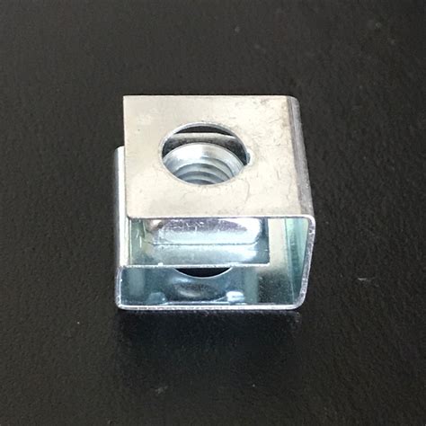 caged nut  nuts  thread cng pk southern cross auto clips