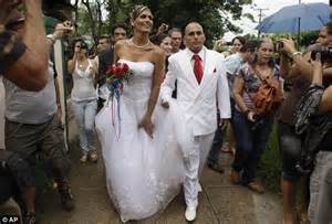 Transgender Woman Ignacio Estrada Marries Gay Man In First Lgbt Wedding