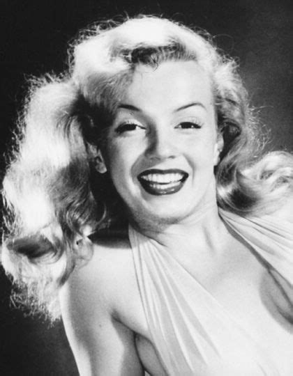 Marilyn Monroe Hairstyles Long Medium Hairstyles Marilyn Monroe
