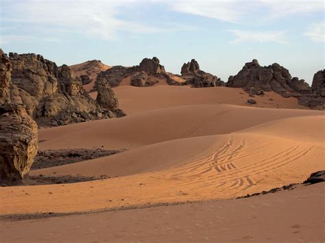 libyan desert location weather facts britannica