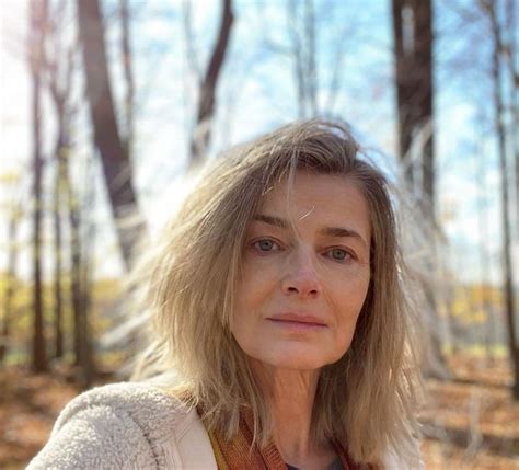 Paulina Porizkova’s Best Makeup Free Natural Hair Color Moments Pics