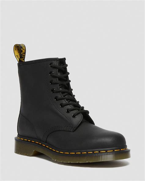 greasy leather lace  boots dr martens