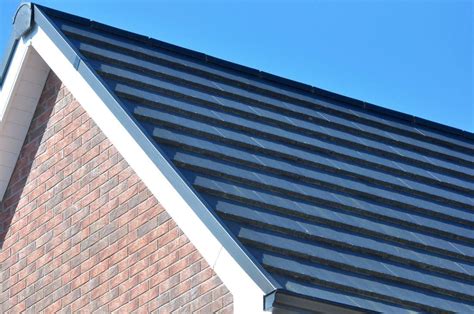 continuous dry verge system breedon roof tiles