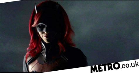 Ruby Rose Batwoman Comes Out As Gay To Gotham To Protect