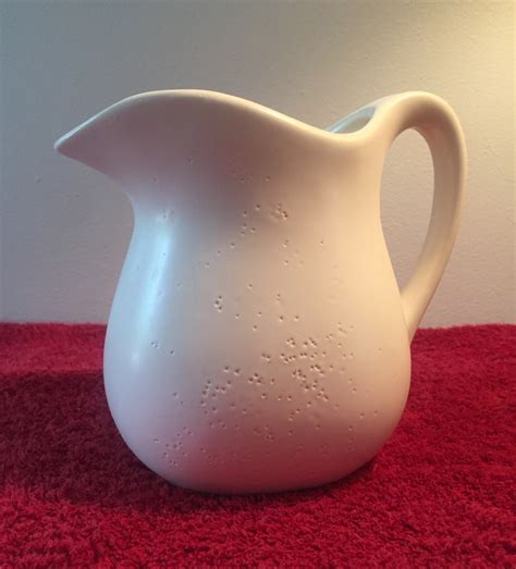 vintage  white mccoy  milk pitcher pitchers jars buckets