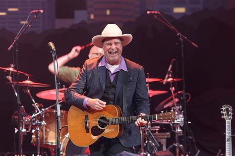 Robert Earl Keen Quit Nashville And Stayed Married Death Sex And Money