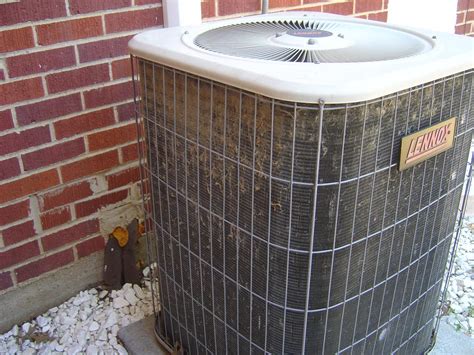 clean central air conditioning condenser coils
