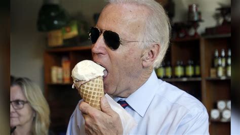 Joe Biden S Got Jokes One Night Five Punchlines Abc News