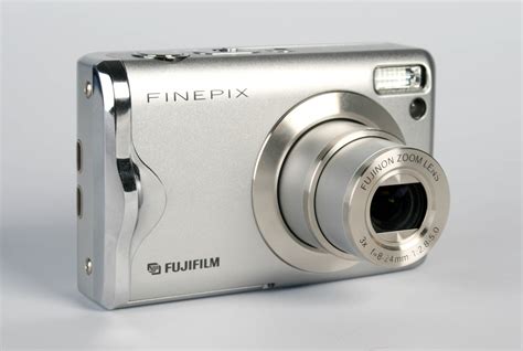 fuji finepix  digital camera review ephotozine