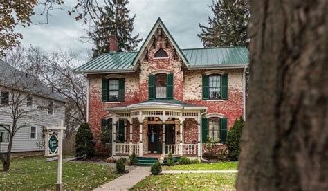 brick home  historic gasche house bb turnkey  wooster