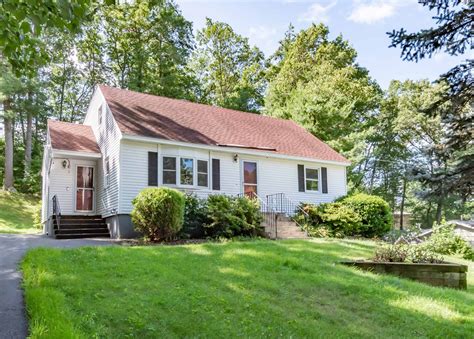 listed lovely  bedroom cape  lockness dr nashua nh  adams home team keller