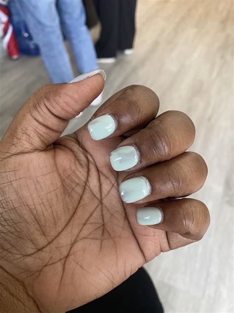 glamour nails updated april    thomas st tupelo