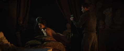 the emilia clarke nudes you ve been looking for 68 pics