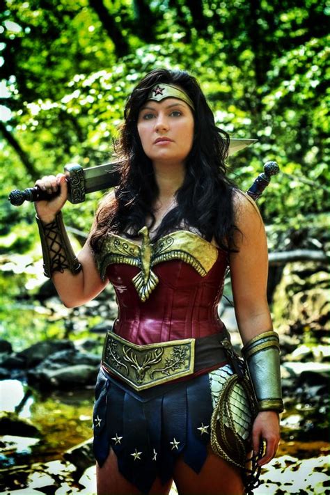 Top 4 Amazing Wonder Woman Cosplay Rolecosplay