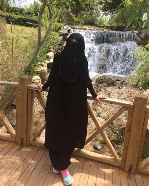 pin by sahma ahmed on muslim women in 2019 niqab hijab outfit hijab niqab