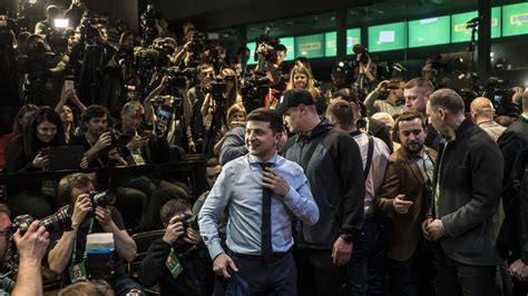 no joke ukraine tv comedian wins election s first round the new york