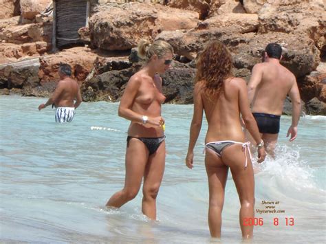 naked in hvar and formentera the new season photos january 2007 voyeur web hall of fame