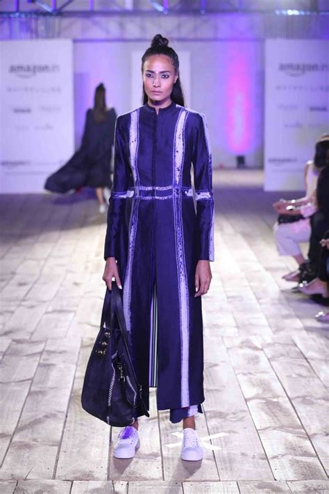 amazon fashion week 2015 anamika khanna