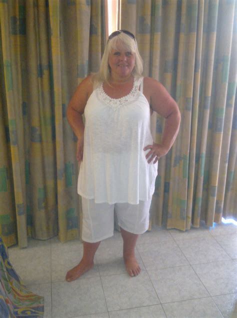Jules1530 53 From Manchester Is A Local Granny Looking For Casual Sex