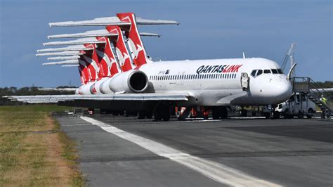 dont  fooled  qantas  airfare deals queensland times