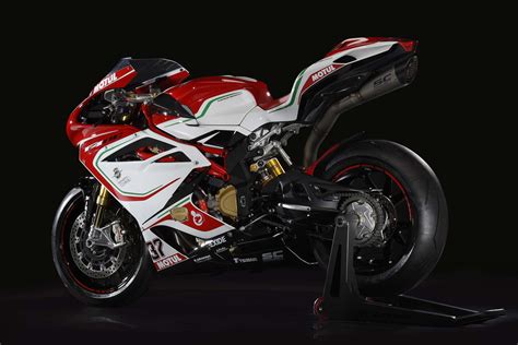 Here Are Some Photos Of The 2017 Mv Agusta F4 Rc